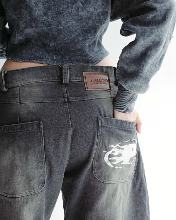 Black Washed Denim Jorts Mujer