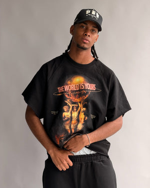 CREW NECK THE WORLD IS YOURS