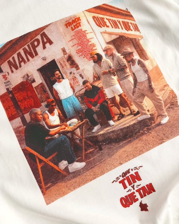 Camiseta Blanca Slim Fit Ft Nanpa Básico - Que Tin y Que Tan