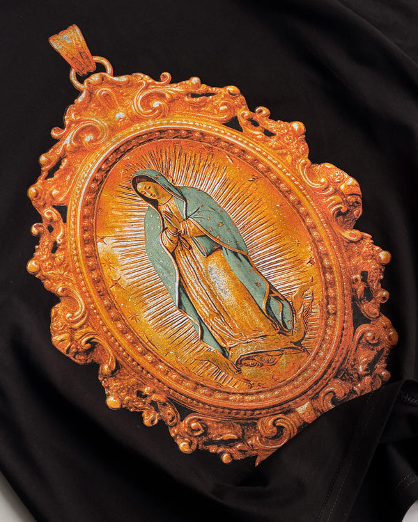 Camiseta Negra Virgen Ft Nanpa Básico - Que Tin y Que Tan