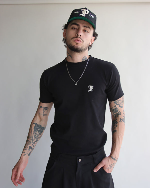 Camiseta Slimfit Negra