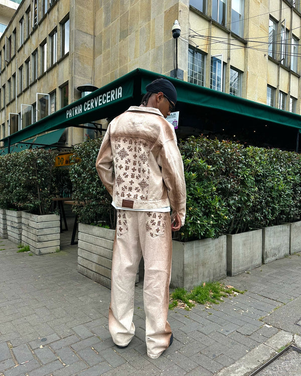 Pantalón Beige Monograma Pitbullying