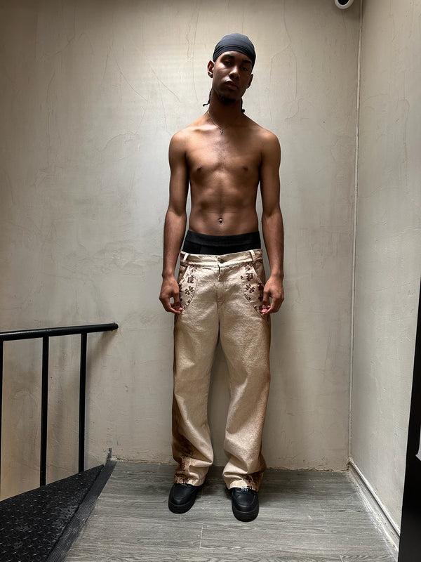 Pantalón Beige Monograma Pitbullying
