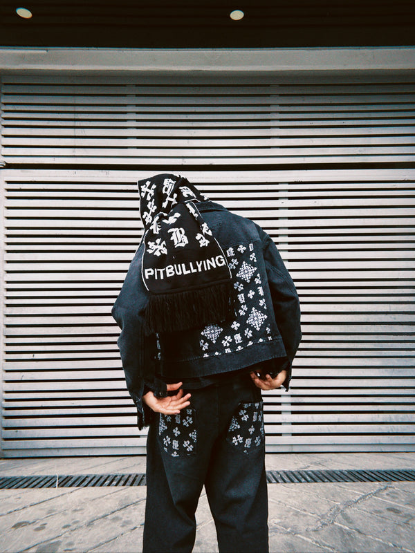 Pantalón Negro Monograma Pitbullying